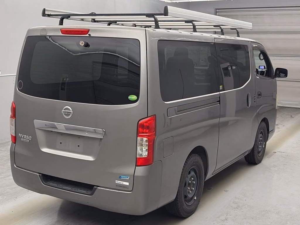 NISSAN NV350 CARAVAN
