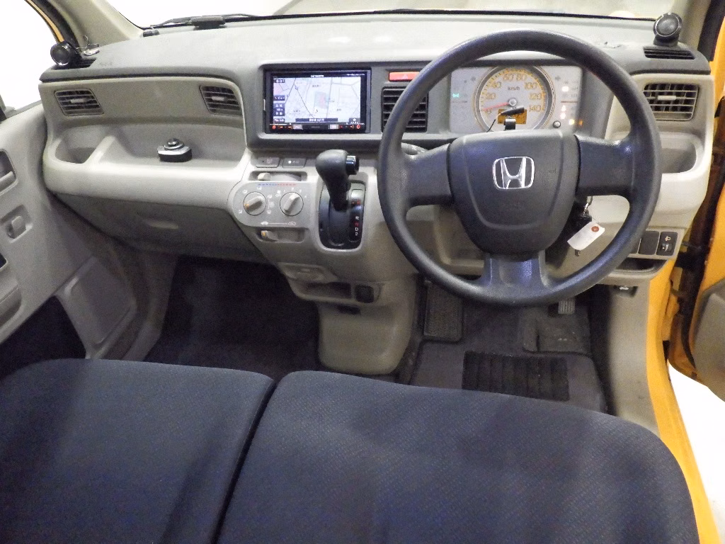 HONDA LIFE