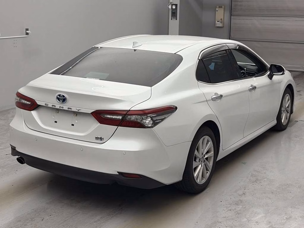 TOYOTA CAMRY
