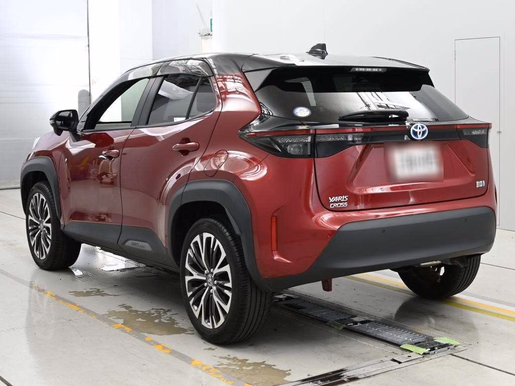 TOYOTA YARIS CROSS