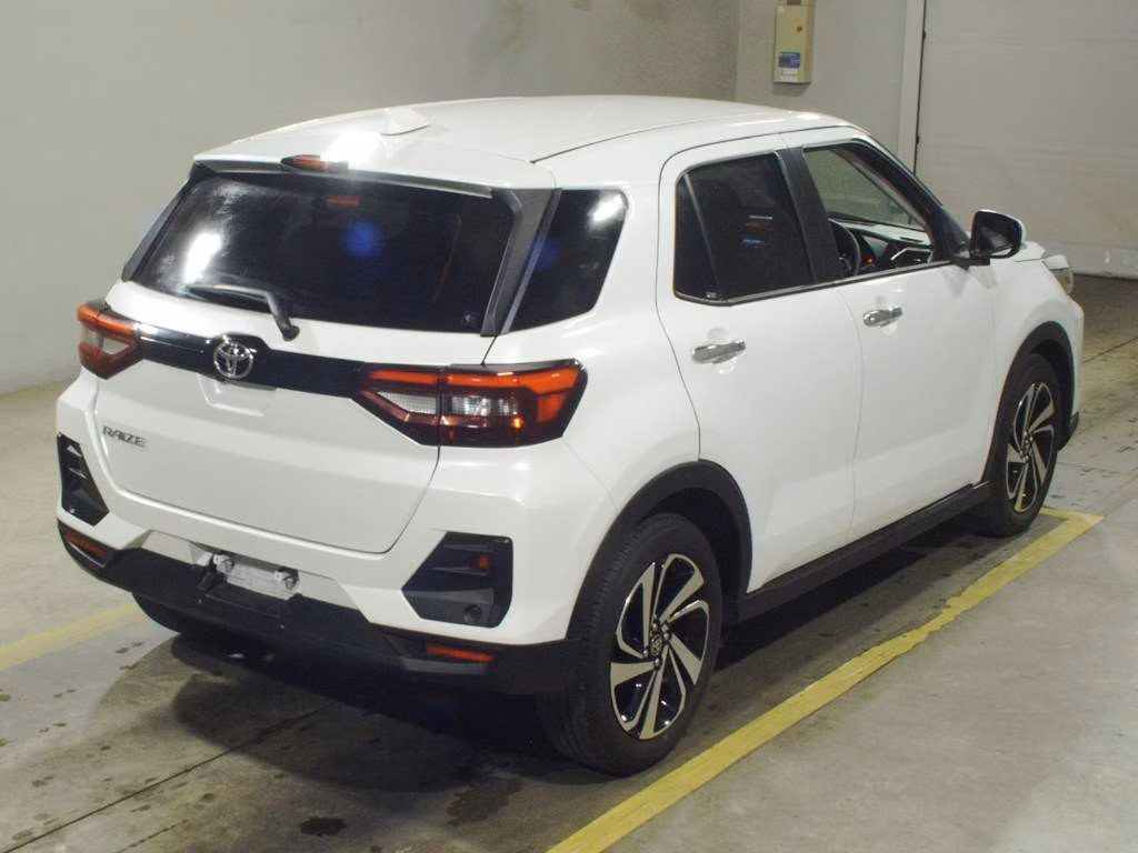 TOYOTA RAIZE