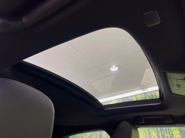 LEXUS UX200