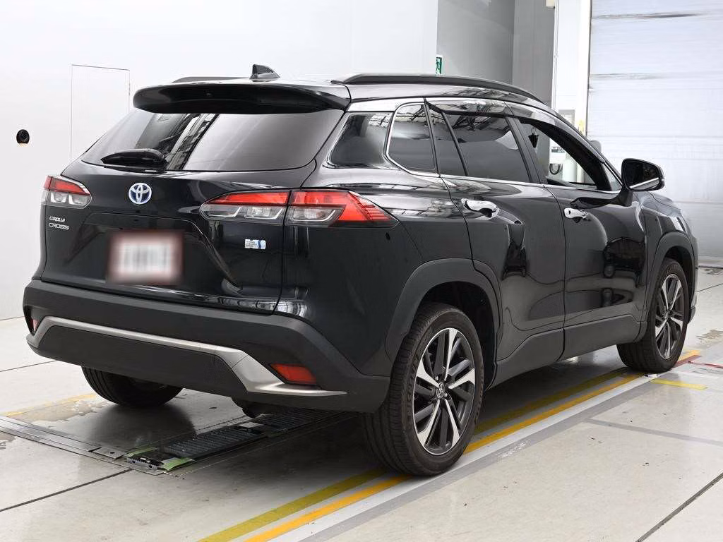 TOYOTA COROLLA CROSS