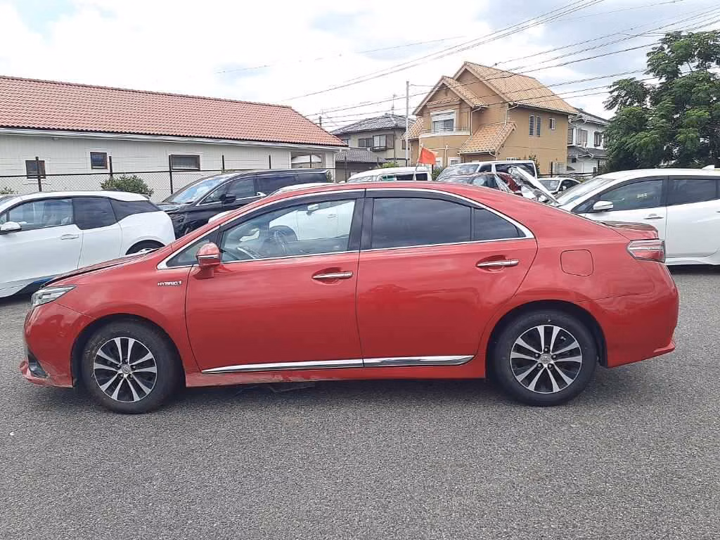 TOYOTA SAI