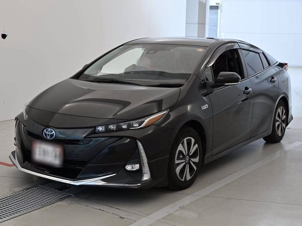TOYOTA PRIUS PHV