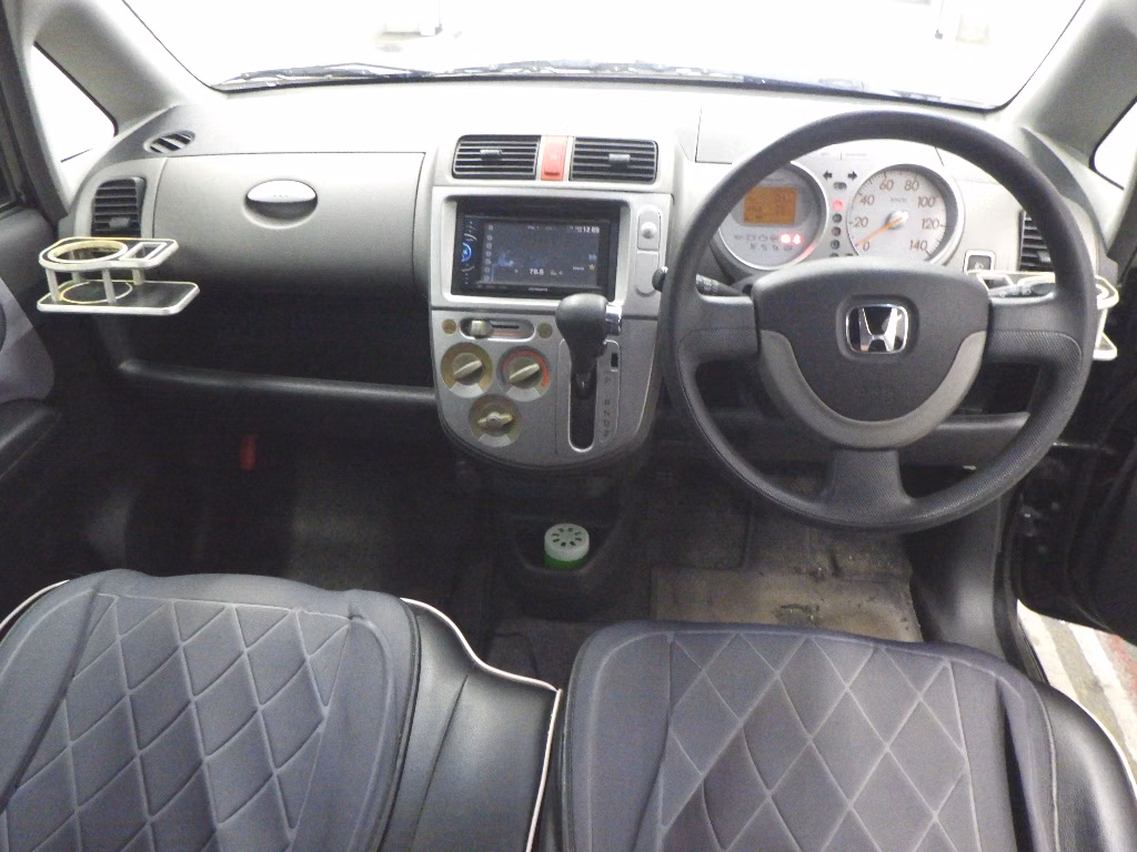 HONDA LIFE