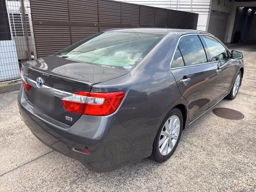 TOYOTA CAMRY