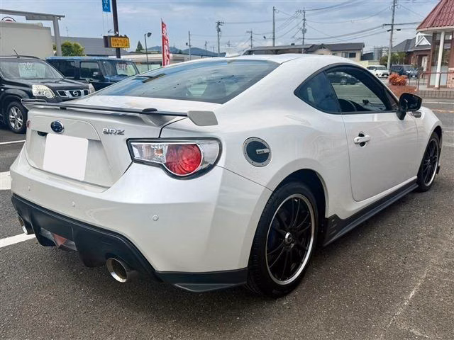 SUBARU BRZ