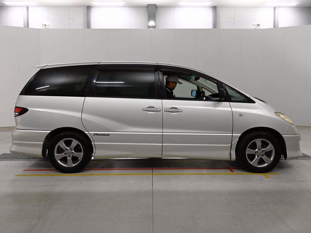 TOYOTA ESTIMA