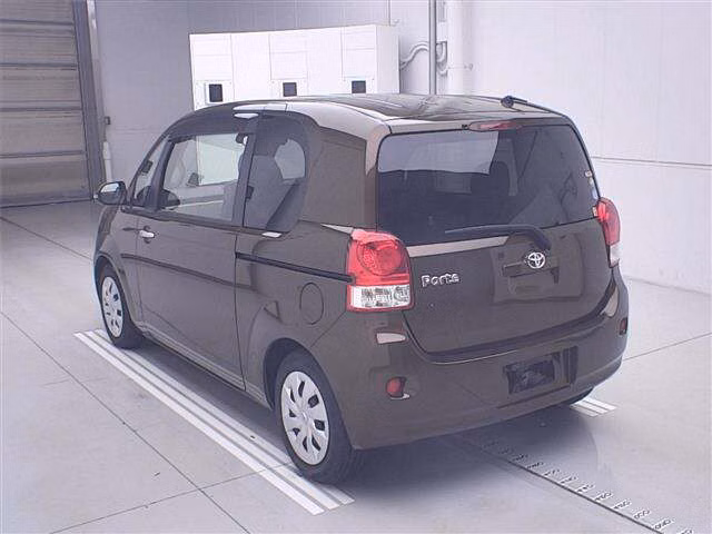 TOYOTA PORTE