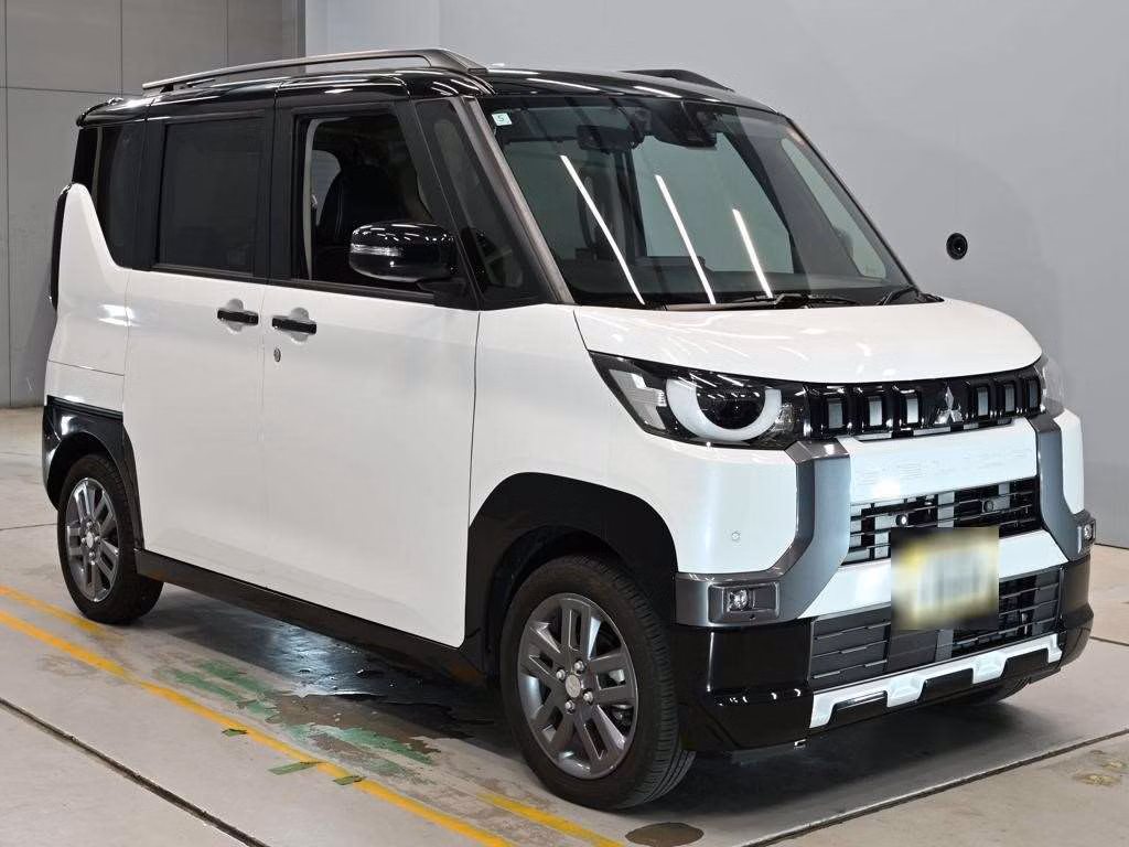 MITSUBISHI DELICA MINI