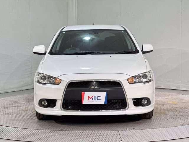 MITSUBISHI GALANT FORTIS
