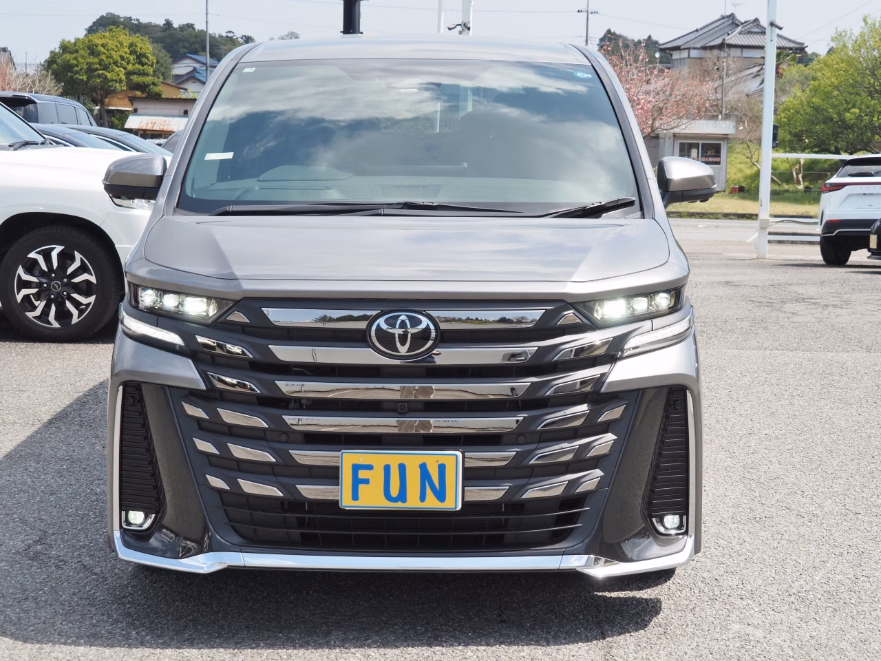 TOYOTA VELLFIRE