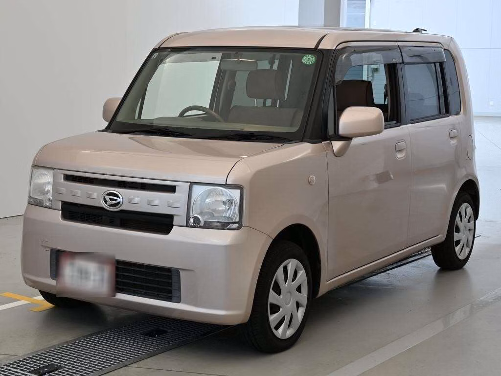 DAIHATSU MOVE CONTE