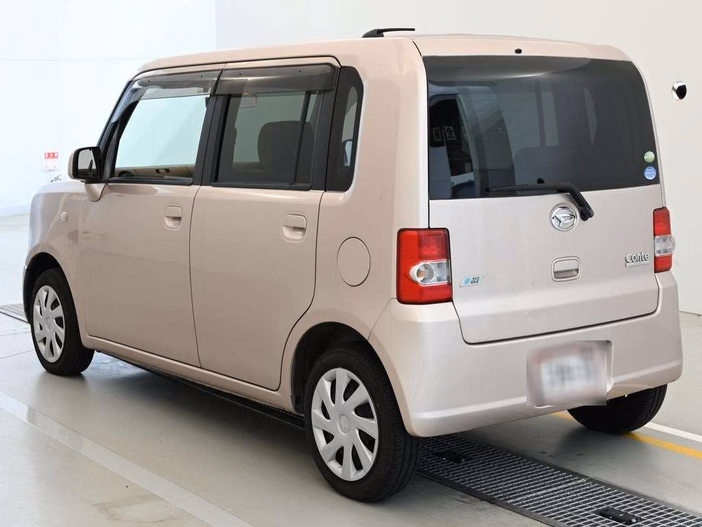 DAIHATSU MOVE CONTE