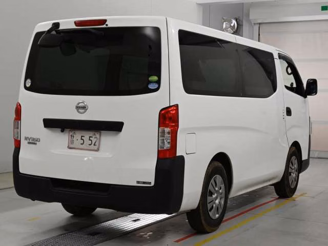 NISSAN NV350 CARAVAN