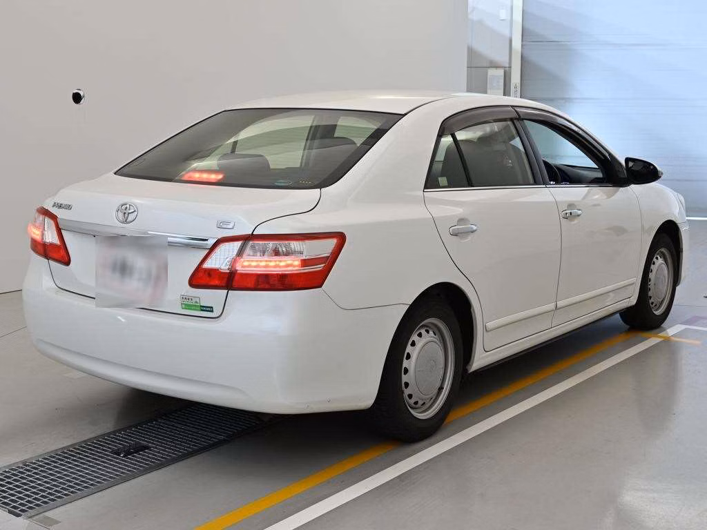 TOYOTA PREMIO