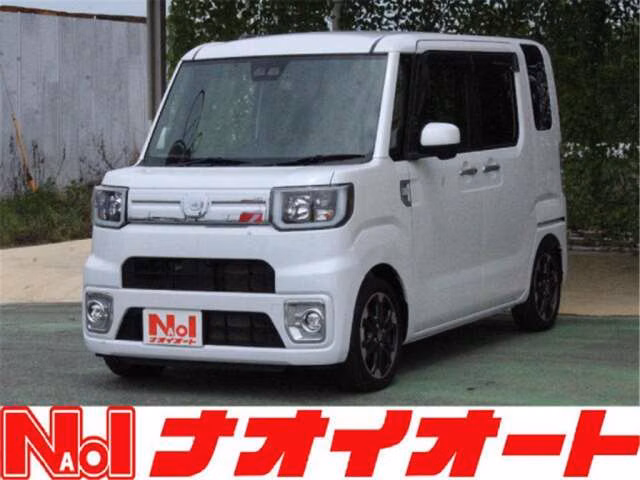 DAIHATSU WAKE