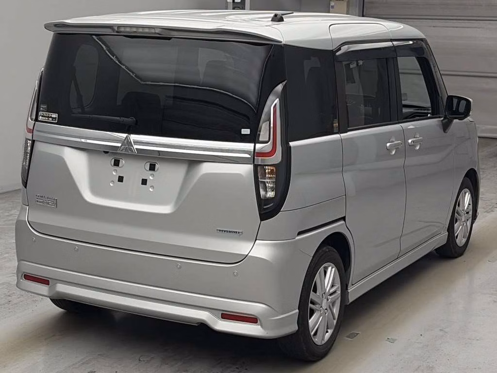 MITSUBISHI DELICA D:2