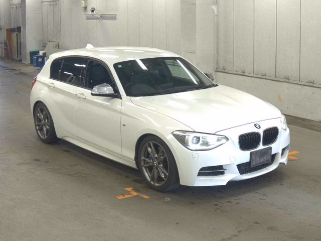 BMW 1-SERIES