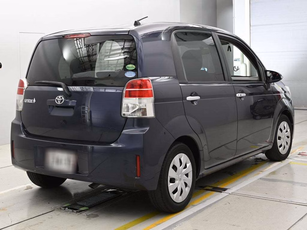 TOYOTA SPADE