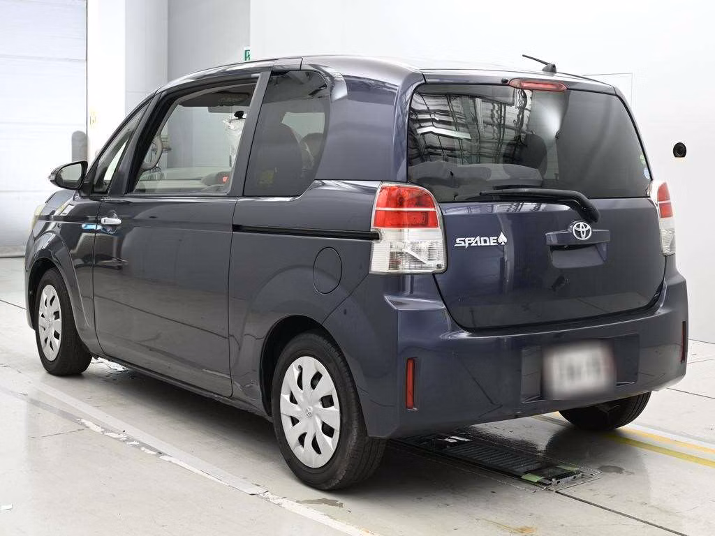 TOYOTA SPADE