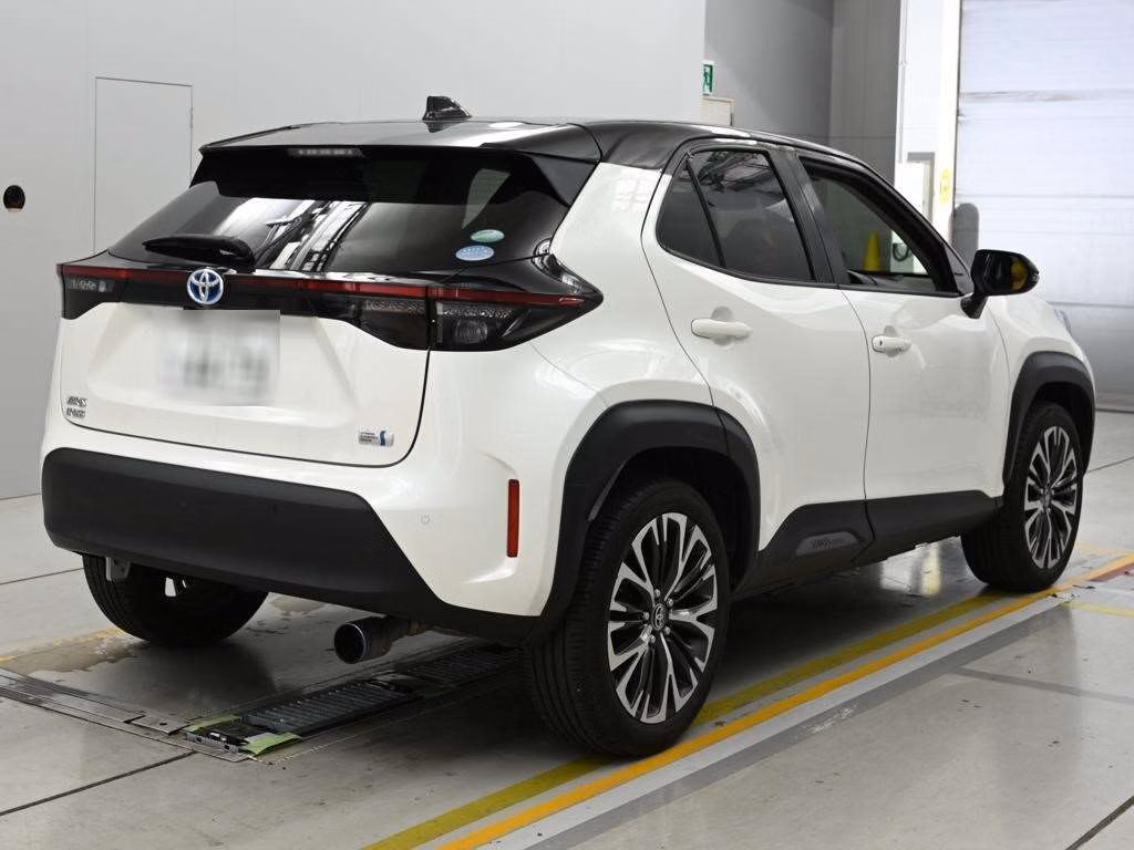 TOYOTA YARIS CROSS