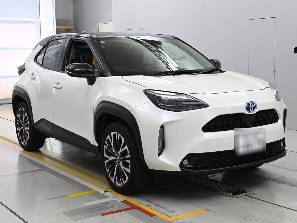 TOYOTA YARIS CROSS