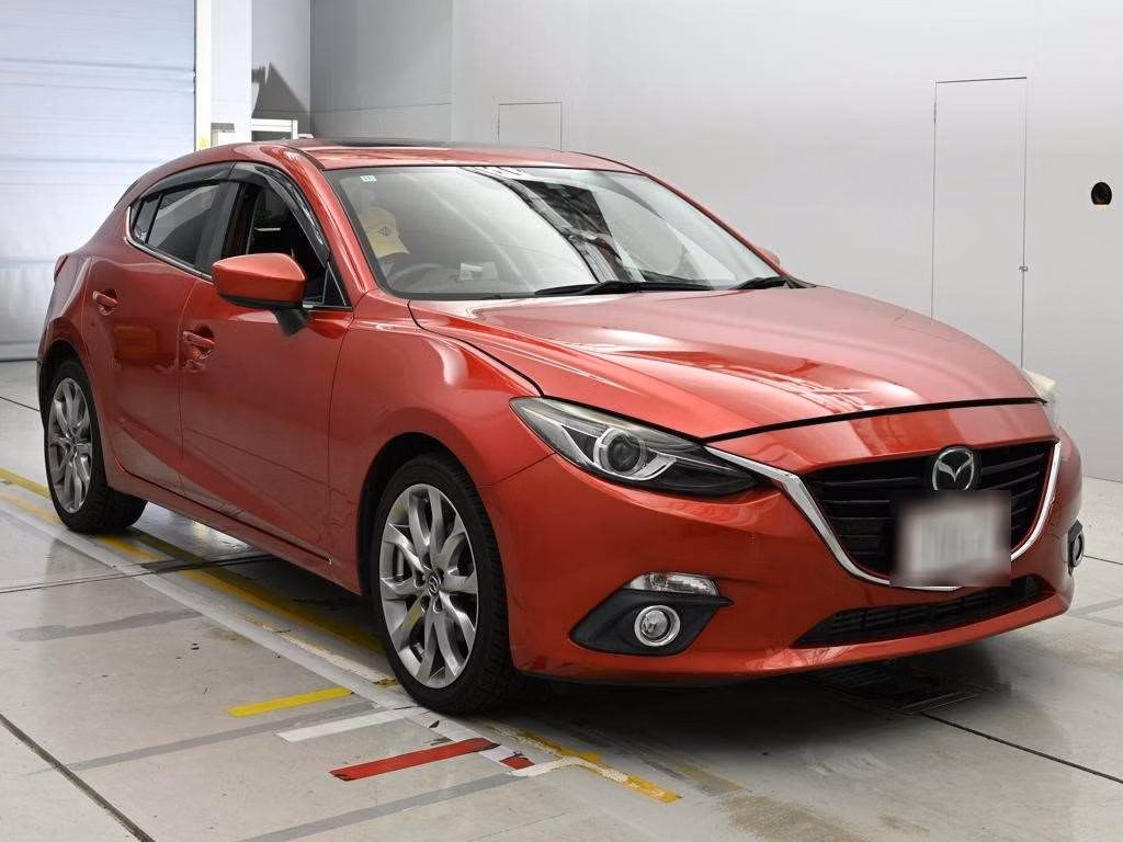 MAZDA AXELA