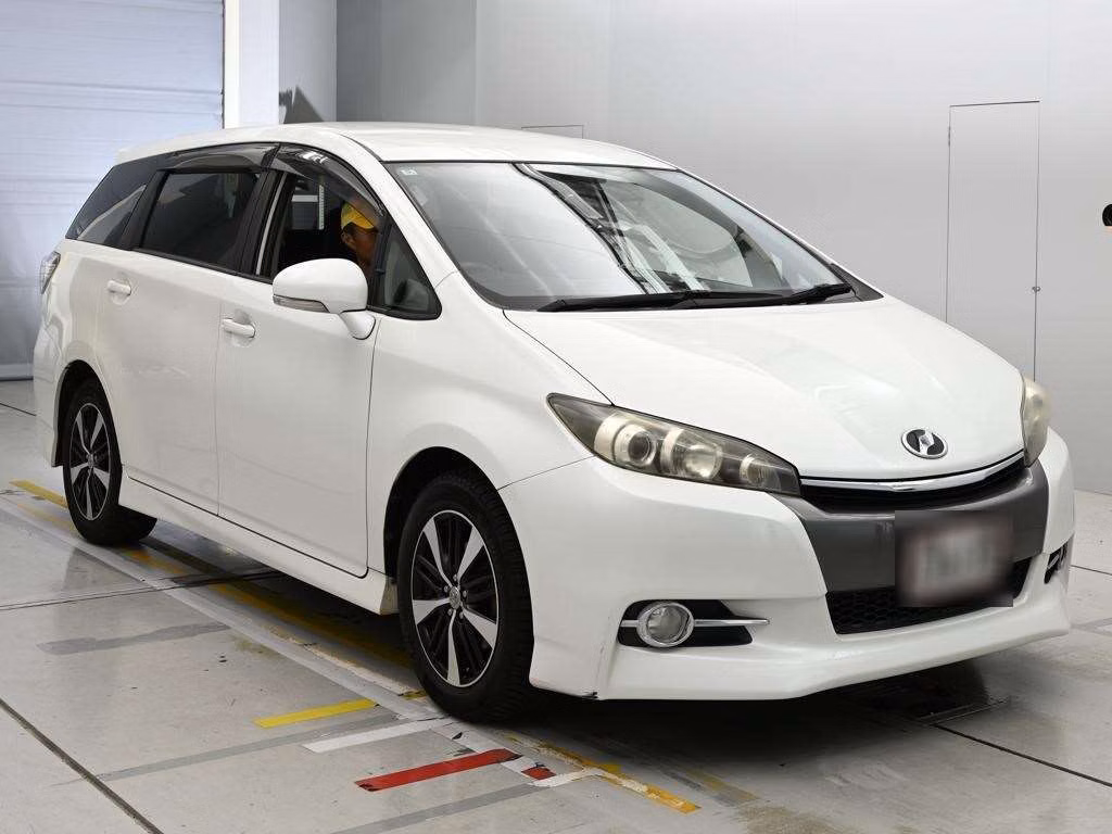 TOYOTA WISH