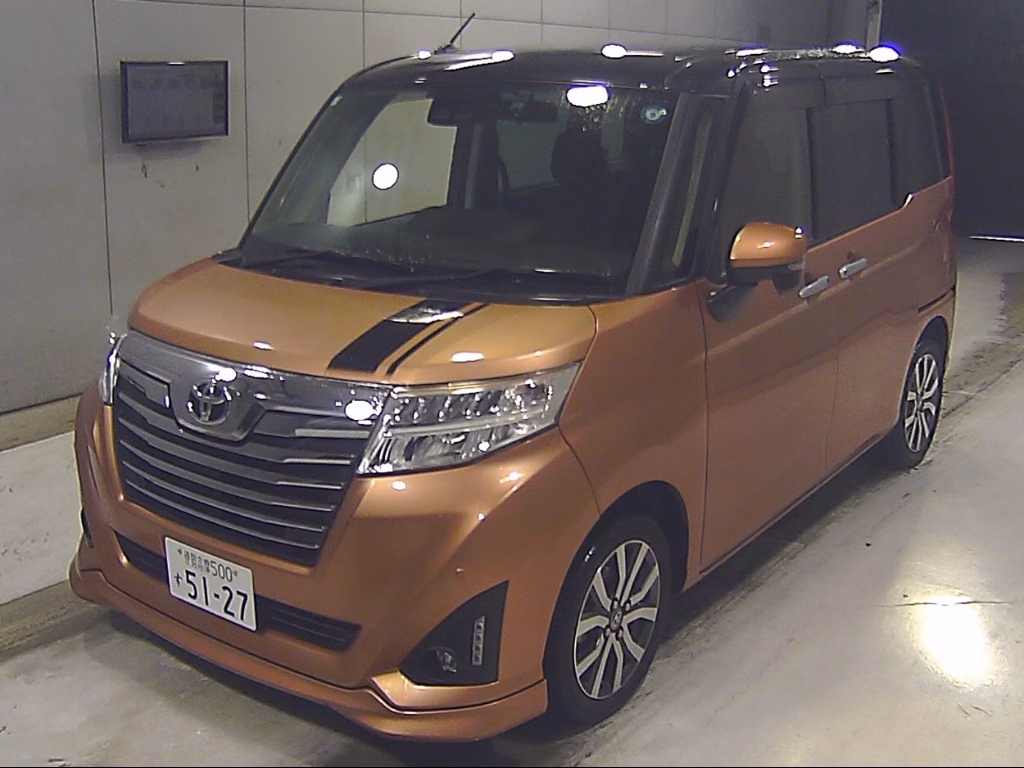 TOYOTA ROOMY