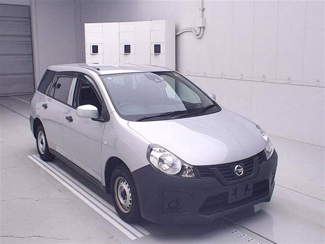 NISSAN AD
