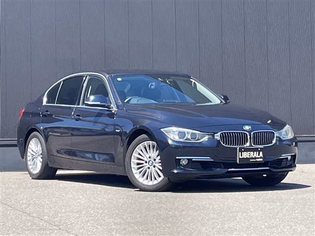 BMW 3-SERIES