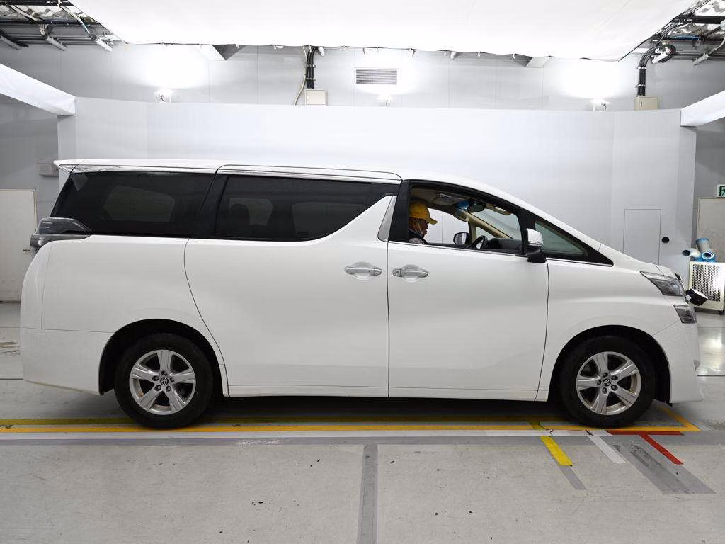 TOYOTA VELLFIRE