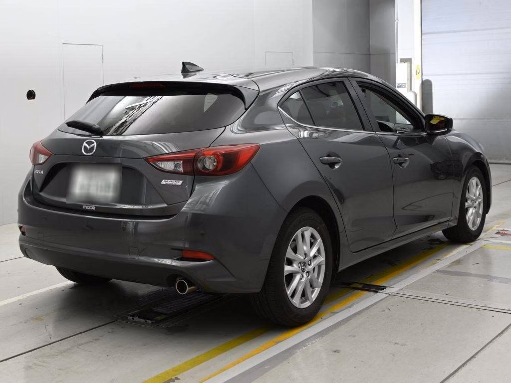 MAZDA AXELA
