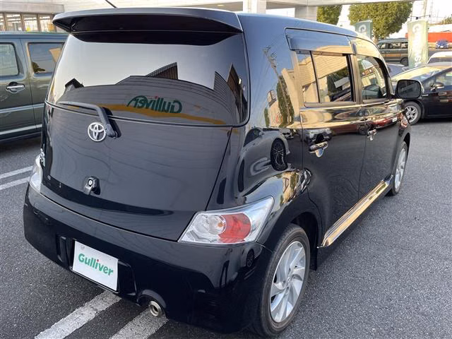 TOYOTA BB
