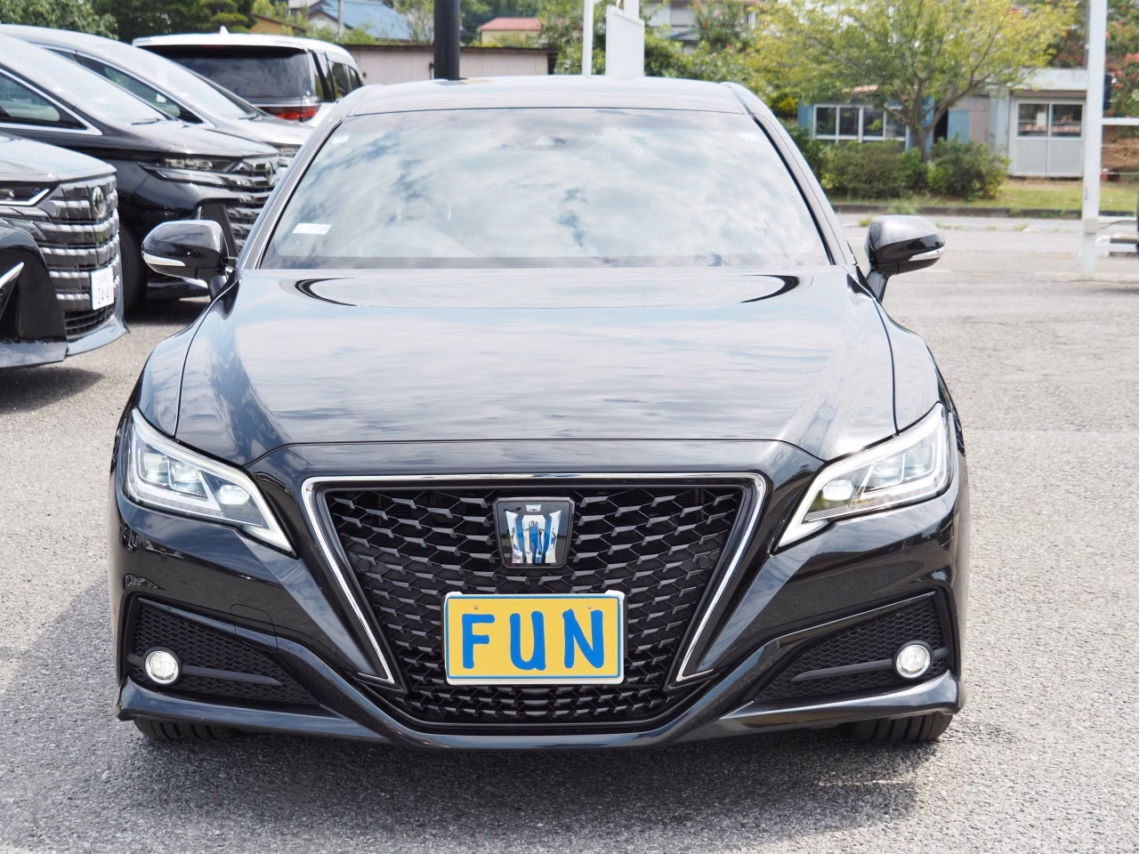 TOYOTA CROWN