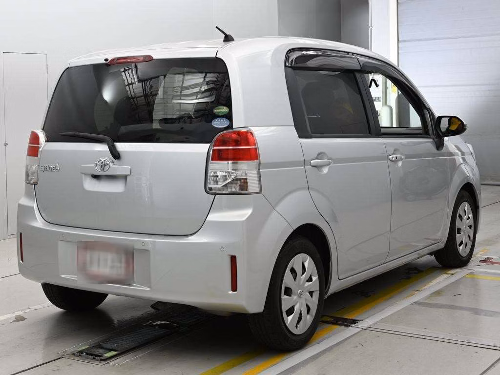 TOYOTA SPADE