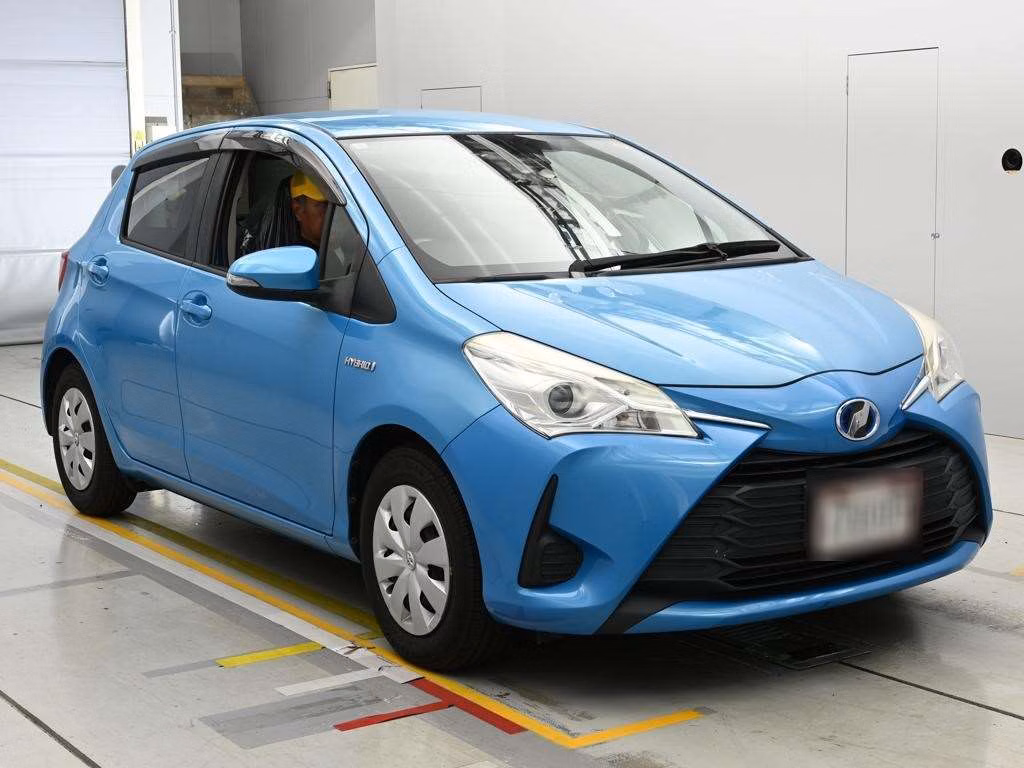 TOYOTA VITZ