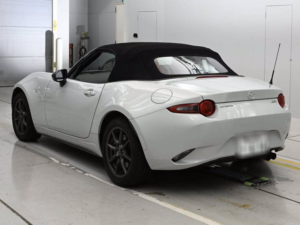 MAZDA MX-5