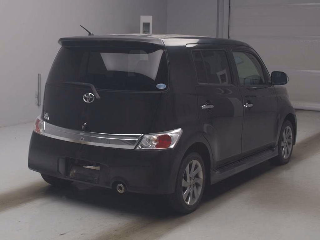 TOYOTA BB