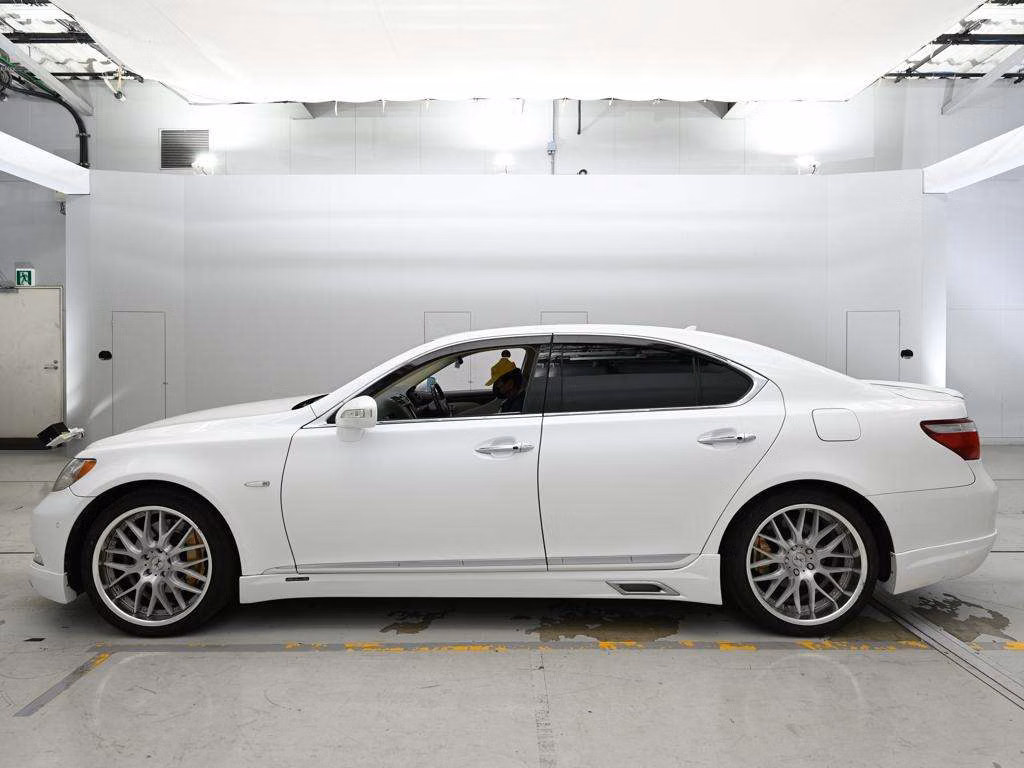 LEXUS LS460