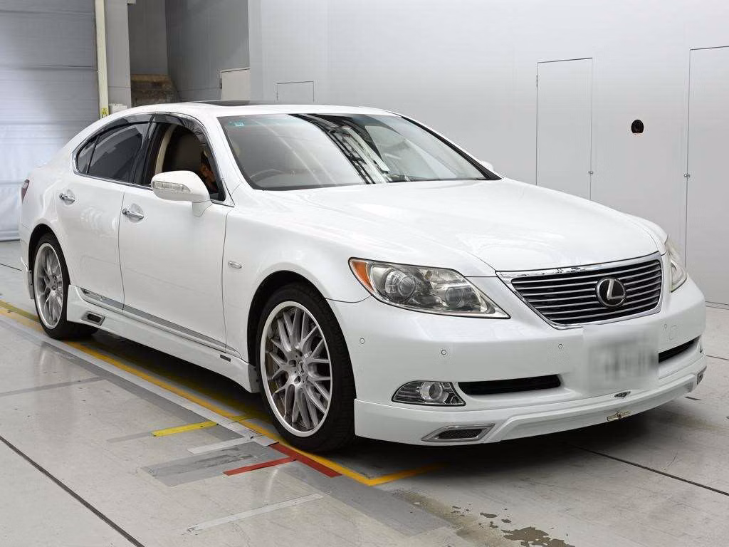 LEXUS LS460
