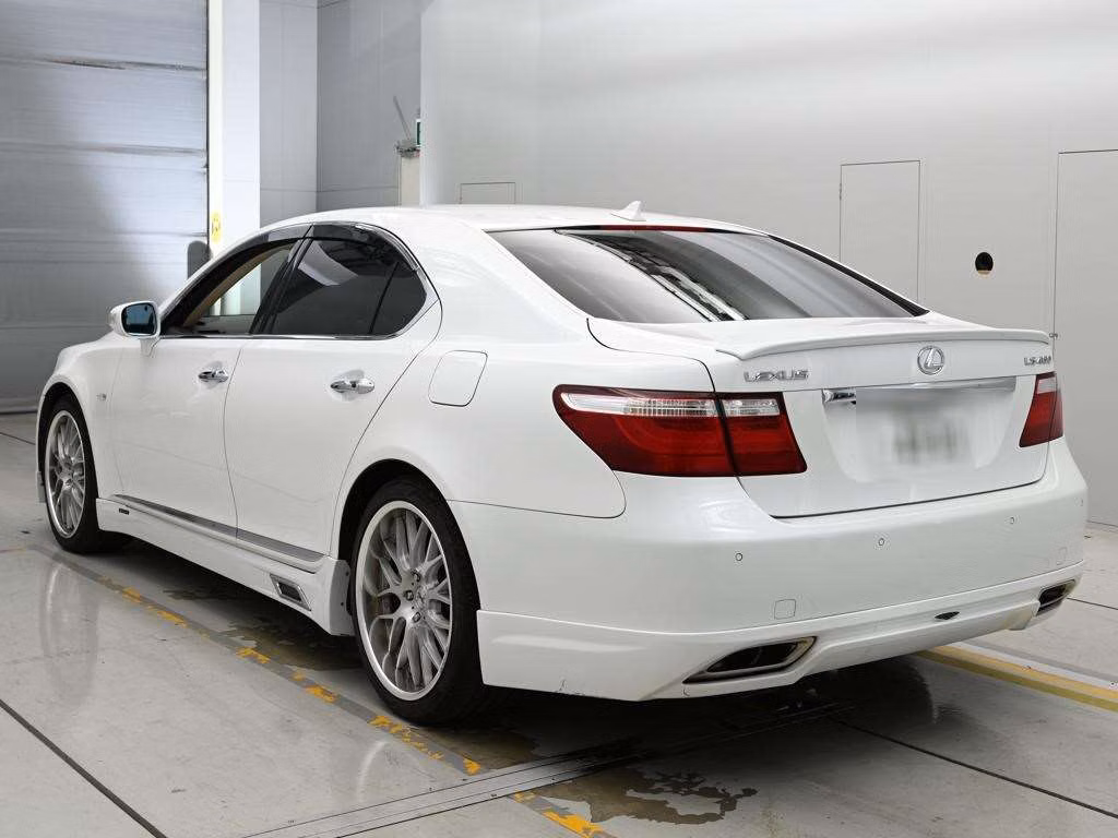 LEXUS LS460