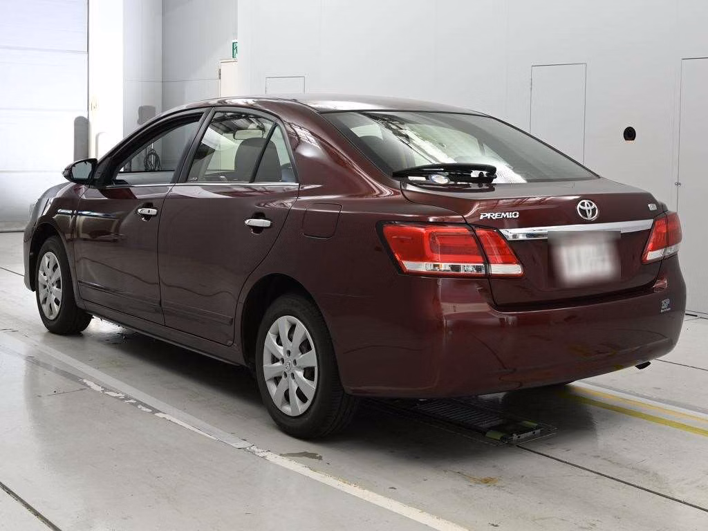 TOYOTA PREMIO