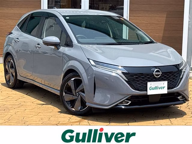 NISSAN AURA