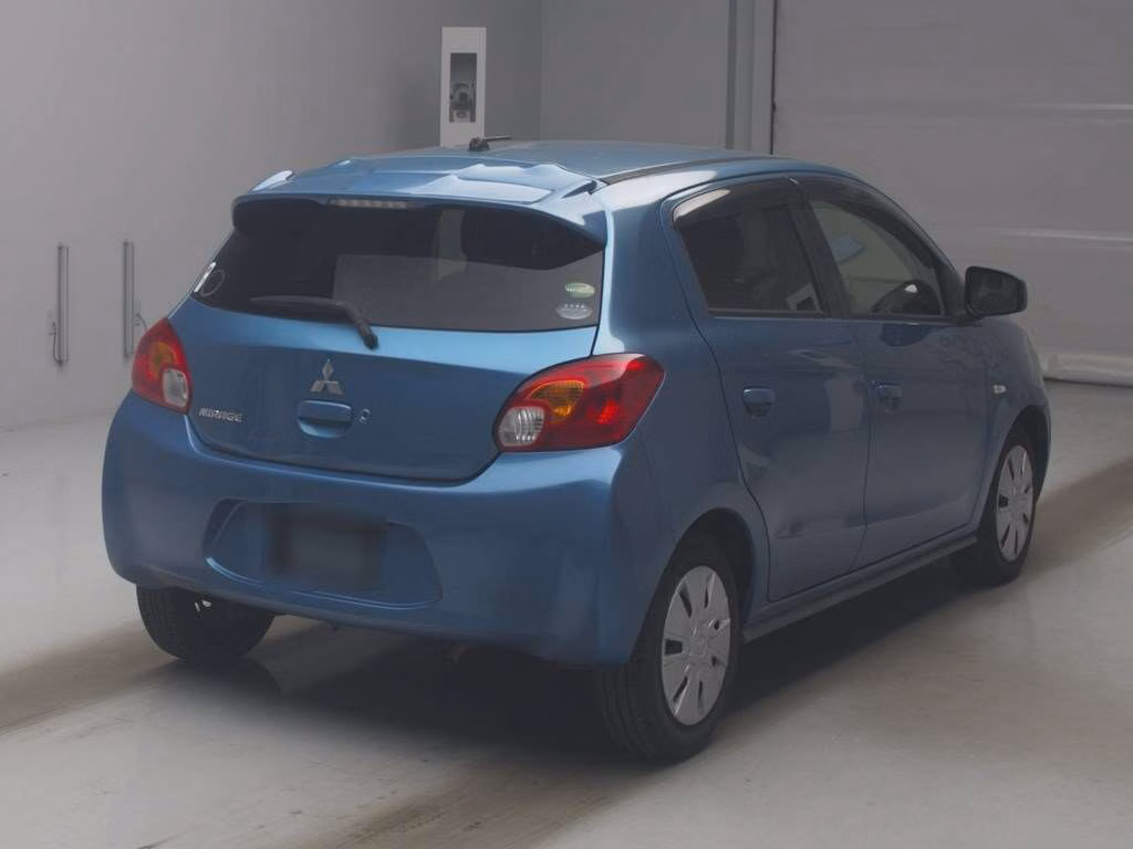 MITSUBISHI MIRAGE