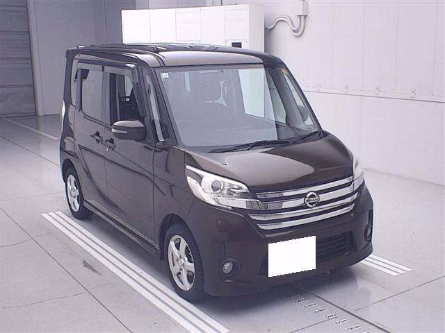 NISSAN DAYZ ROOX