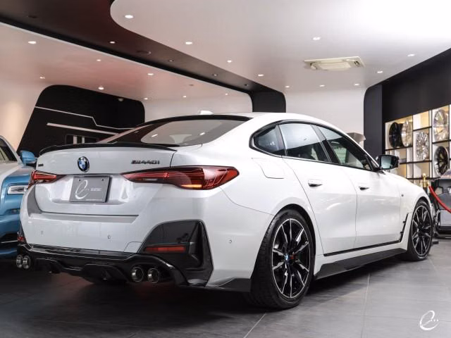 BMW 4-SERIES