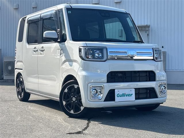 DAIHATSU WAKE